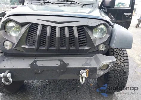 2017 Jeep Wrangler Willy Wheeler 4X4 из США, поврежденный, VIN 1C4AJWAGXHL527036